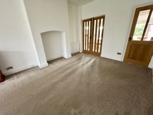 Lounge- click for photo gallery